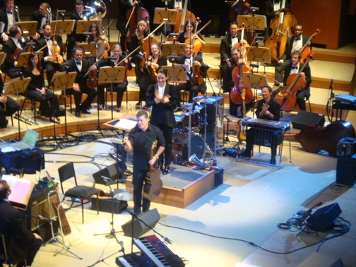Bajofondo y Alondra Parra en el Disney Hall