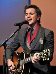 Juanes recibe President's Award de BMI