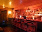 Lola's lounge