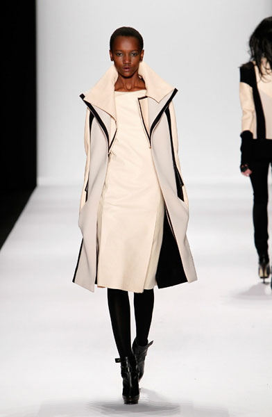 fashion-week-fall-2011-63415271