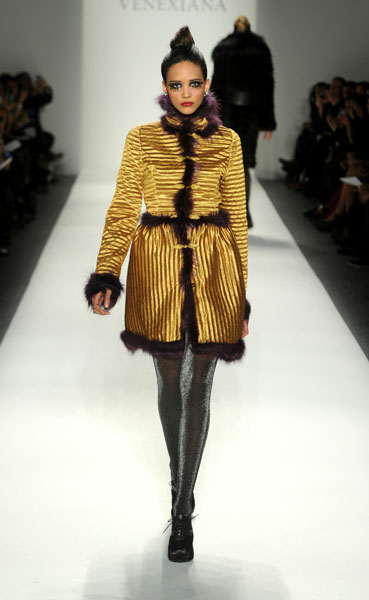 fashion-week-fall-2011-63416762