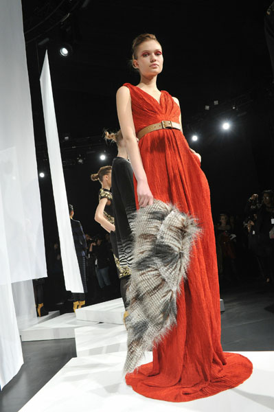 fashion-week-fall-2011-63458892
