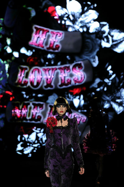 fashion-week-fall-2011-63492430