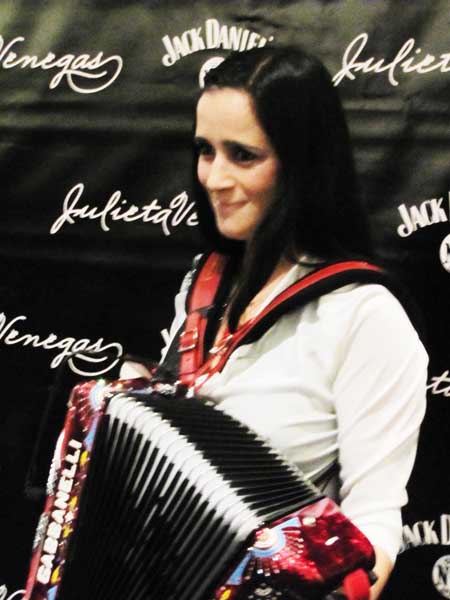 julieta_venegas_latin