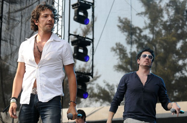 vive-latino-2011-domingo-los-daniels