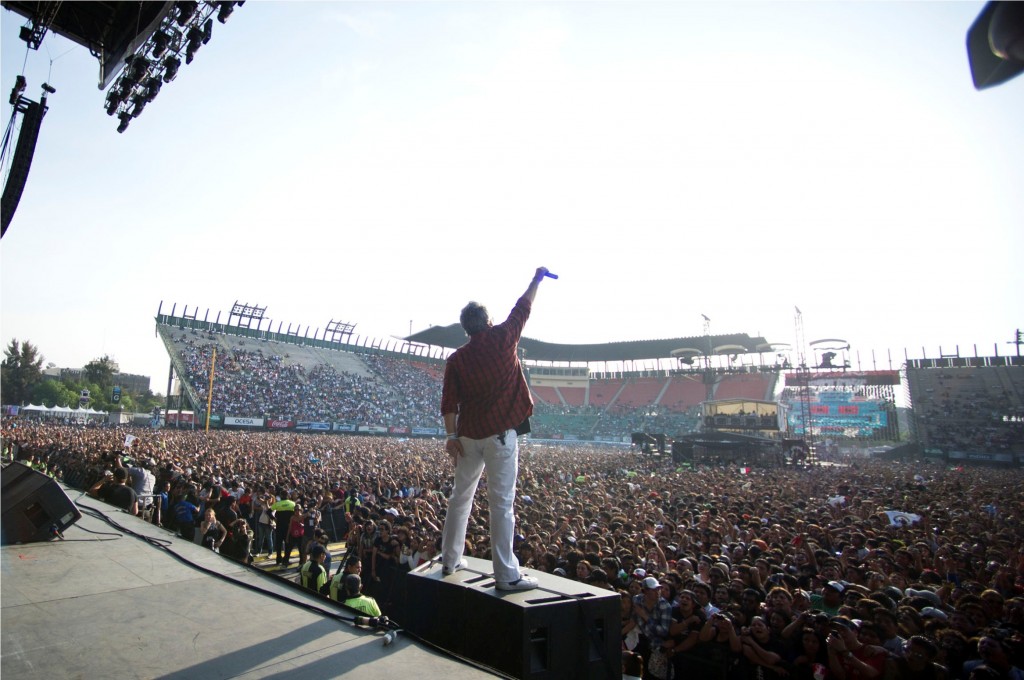 vive-latino-2011-sabado-color-vive-latino