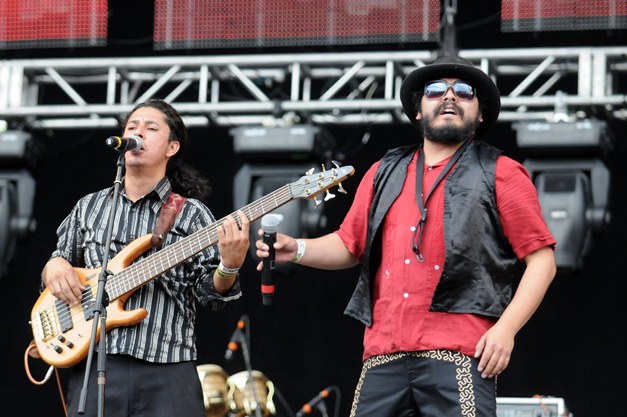 vive-latino-2011-viernes-los-de-abajo