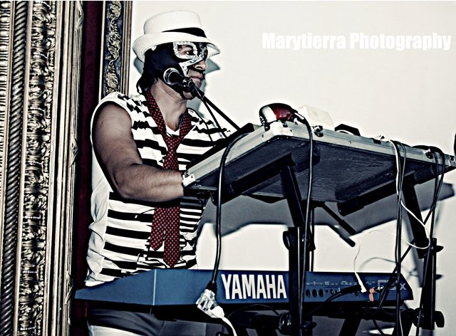 marina-party-boat-7