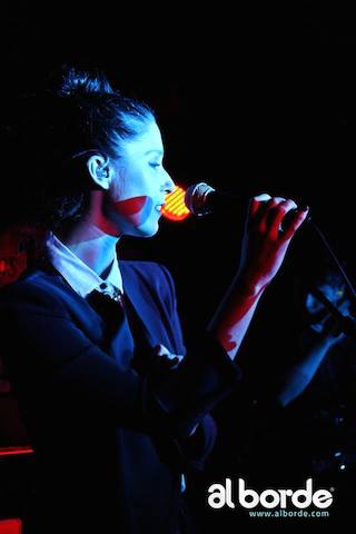 francisca-valenzuela-los-globos-01