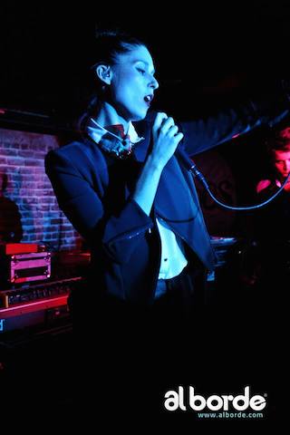 francisca-valenzuela-los-globos-04