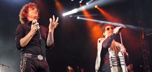 Bunbury and Calamaro in Tijuana