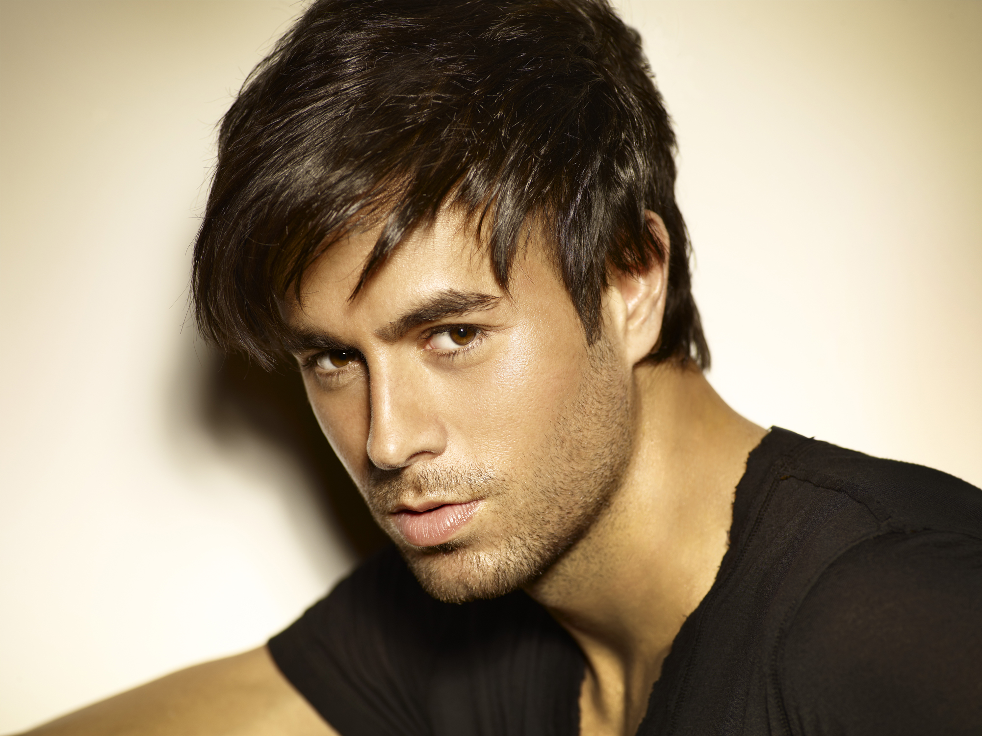 10 Best Enrique Iglesias Songs