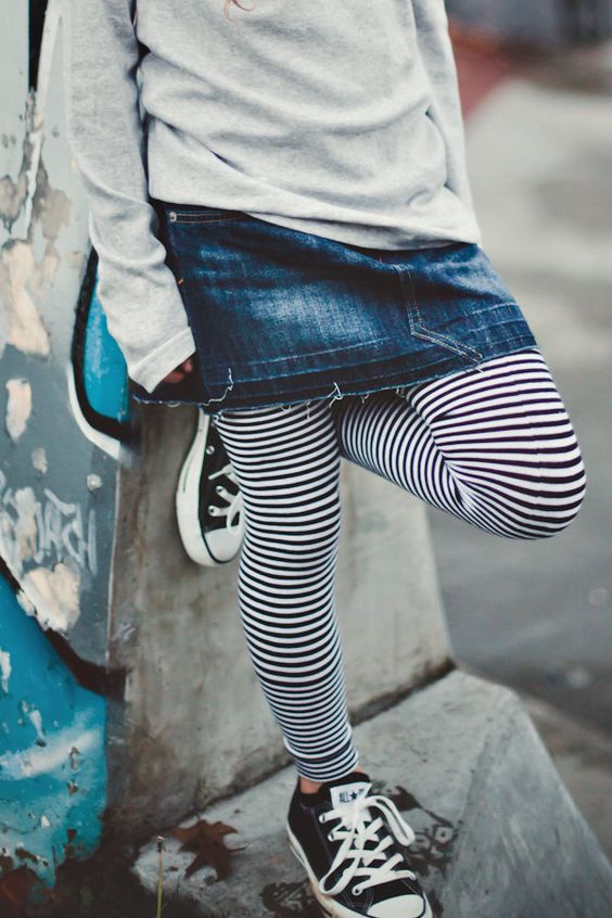 denim skirt over leggings fashion